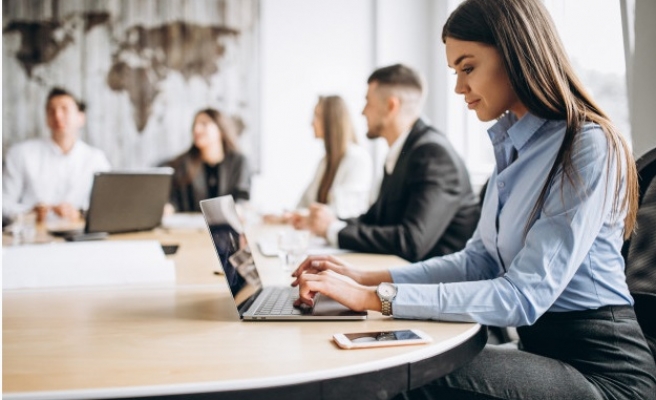 Bakan Bilgin'den mesai saatleri açıklaması