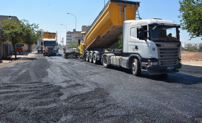 Siverek'te 6 mahallede asfalt çalışması