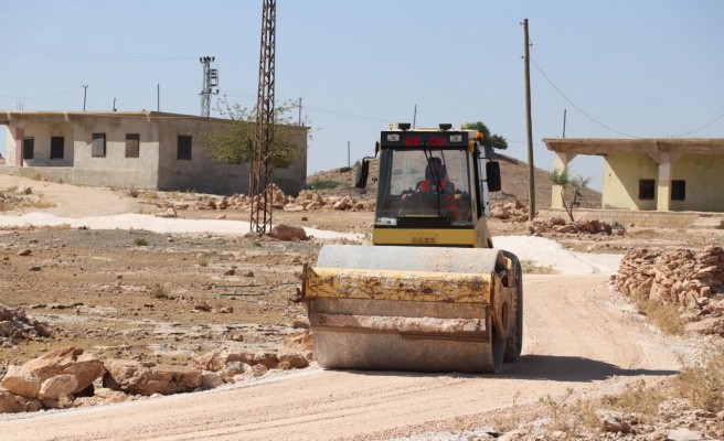 Haliliye kırsalındaki yollar onarılıyor