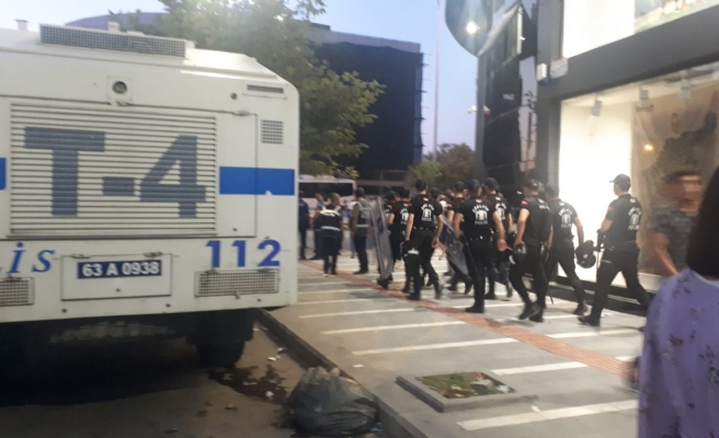 Urfa'da mahalleliden uyuşturucu isyanı!