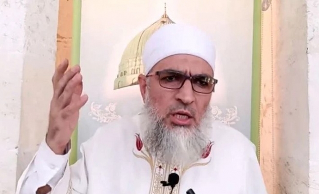 Binlerce kişi Urfalı imamı konuşuyor!