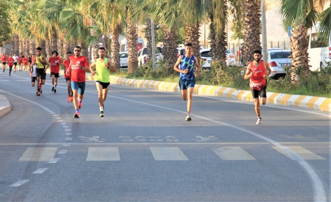 Şanlıurfa’da Zafer Bayramı Koşusu renkli anlara sahne oldu