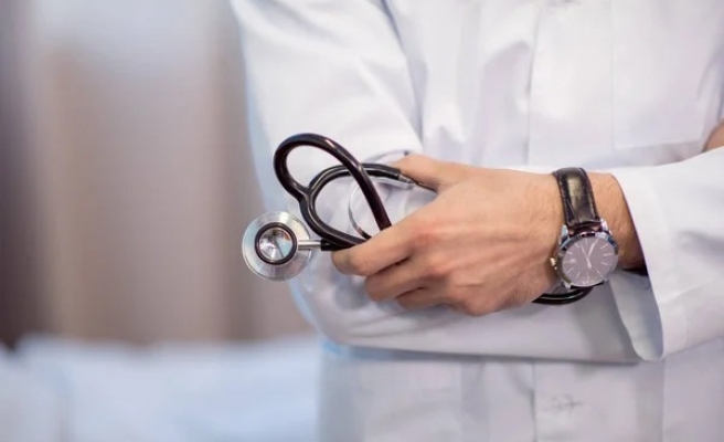 Resmi Gazete'de yayımlandı: Saldırıya uğrayan sağlık çalışanları için yeni düzenleme