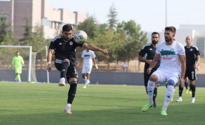 Karaköprü Konyaspor deplasmanından 1 puanla dönüyor