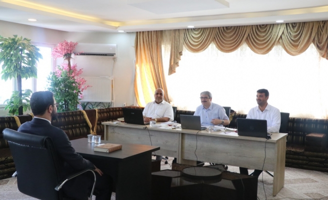 Umre kadın irşat ve din görevlisi mülakat sınavı yapıldı