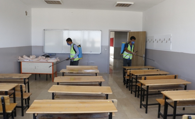 Akçakale’de okullarda hijyen seferberliği