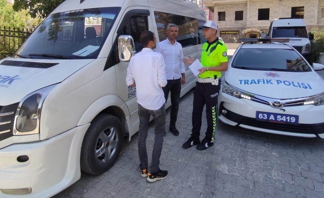 Şanlıurfa’da trafik ekipleri okul servislerini denetledi