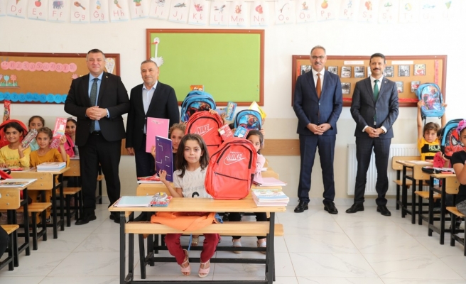 Eyyübiye Belediyesi’nden öğrencilere eğitim desteği