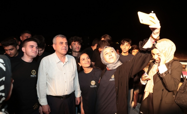 Başkan Beyazgül gençlerin sorularını yanıtladı