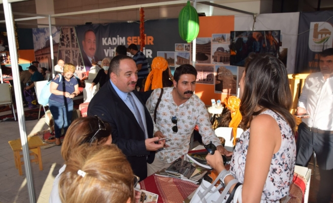 Şanlıurfa Tanıtım Günleri'nde Viranşehir standına ilgi büyük