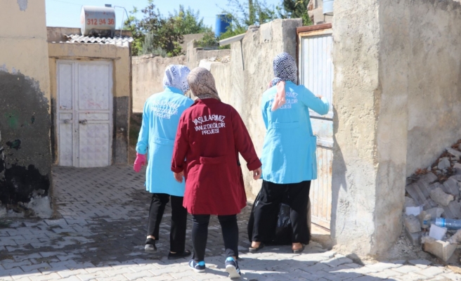 Karaköprü’de yaşlılara evde bakım hizmeti
