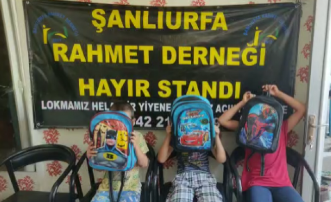 Şanlıurfa Rahmet Derneği’nden ihtiyaç sahibi öğrencilere kırtasiye yardımı