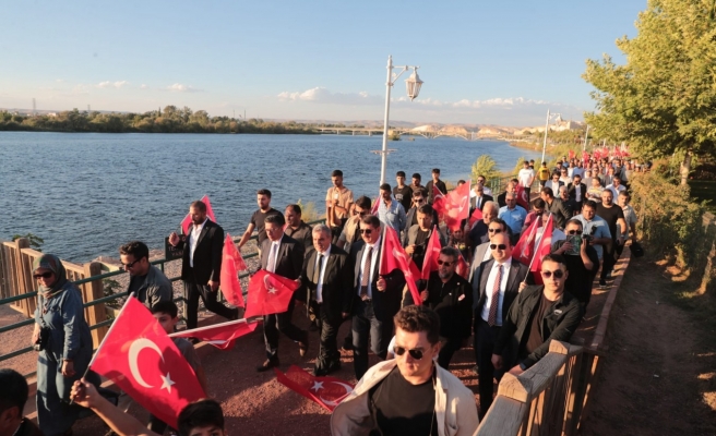 Urfa’nın iki ilçesindeki festivaller renkli görüntülere sahne oluyor