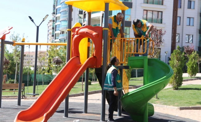 Karaköprü’ye 10 ayda 11 park