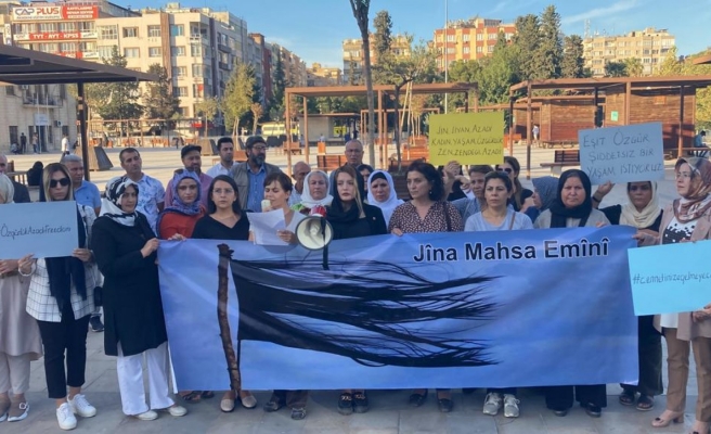 Urfalı kadınlar İran'da Masha Amini'nin katledilmesini protesto etti