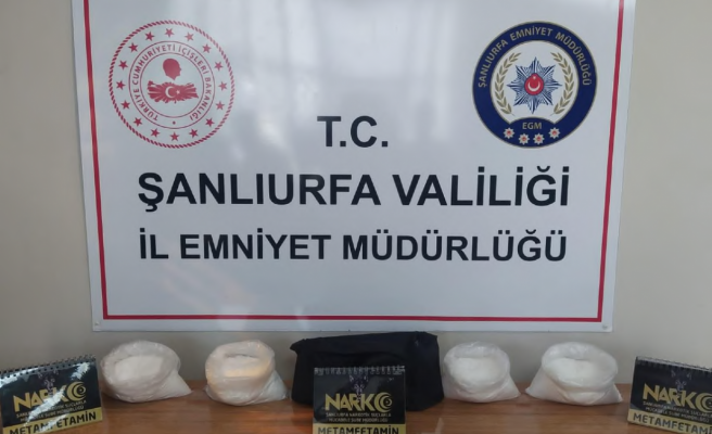 Urfa’da durdurulan araçta metamfetamin maddesi ele geçirildi