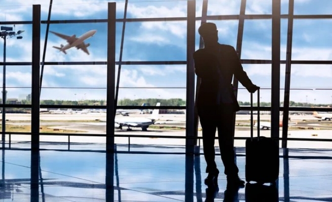 Yurt dışına çıkış harcı 300 lira olacak!