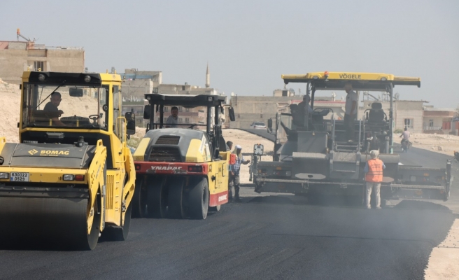 Büyükşehir’den 13 ilçede asfalt çalışması