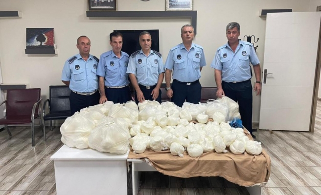 Siverek’te zabıtanın denetiminde 195 kilo sahte tereyağı ele geçirildi