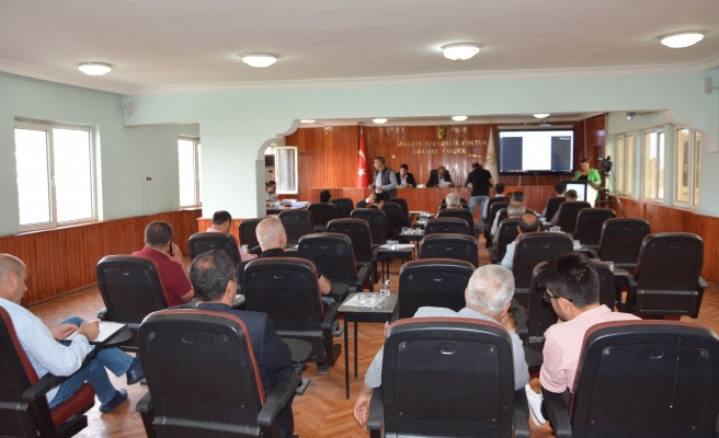 Meclis toplantısında mali bütçe raporu konuşuldu