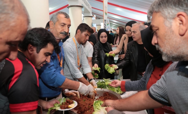 Tam Bana Göre Festivali’nde Urfa’nın yöresel ürünleri beğeni topladı