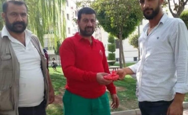 Urfa’da temizlik personeli bulduğu parayı sahibine teslim etti