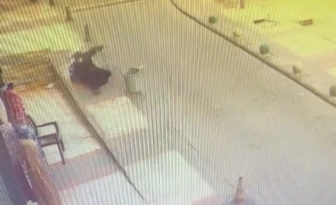 Urfa'da kaldırımda kayarak düşen kadın hastanelik oldu