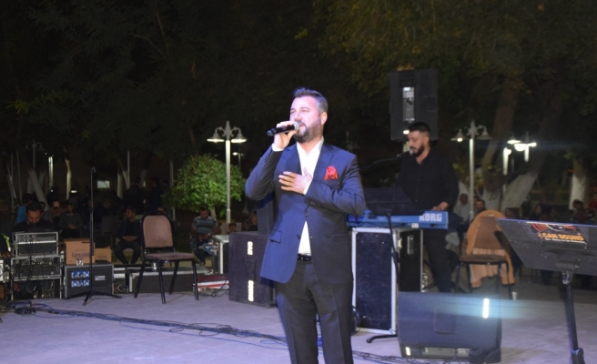 Gürler Viranşehirlilere konser verdi