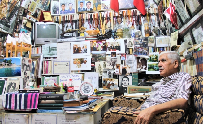 Kültür evindeki birikimiyle Şanlıurfa tarihine ışık tutuyor