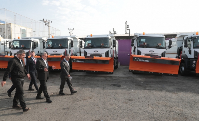 Büyükşehirin araç filosu 27 damperli kamyonla güçlendirildi