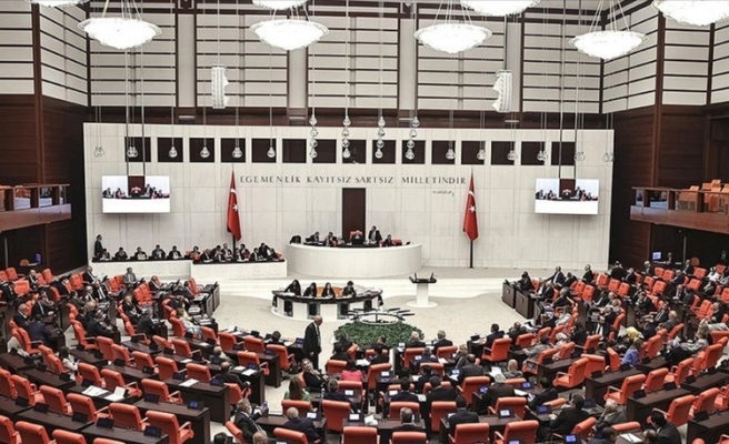 Yasa geçti! Maske cezaları, icra borçları ve kredi faizleri siliniyor...