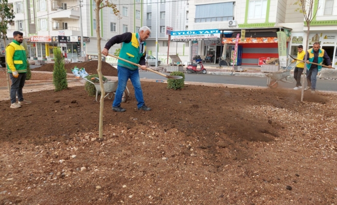 Karaköprü’de parklar yapılan çalışmalarla kışa hazırlanıyor