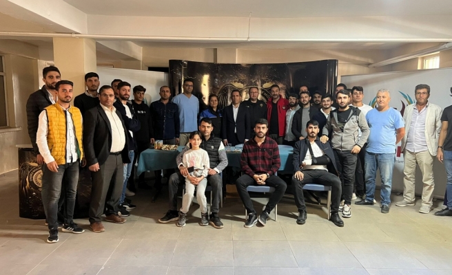 Urfa'da polisten üniversite öğrencilerine bilgilendirme