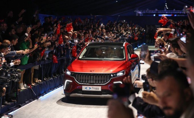 Bakan Nebati kamu bankalarının TOGG için kredi vereceğini açıkladı