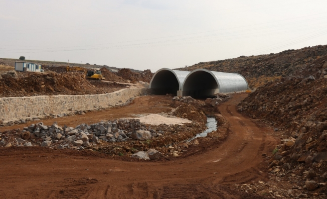 Büyükşehir’den Viranşehir'de çelik köprü