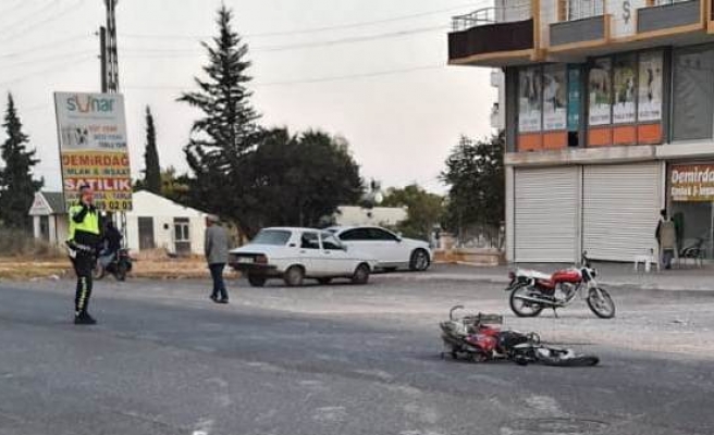 Şanlıurfa'da otomobil ile motosiklet çarpıştı! Yaralı var