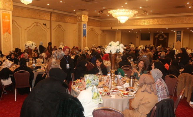 Ay Işığım Derneğinden yetim öğrenciler için anlamlı program