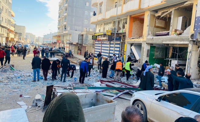 Akçakale’de bir binada patlama meydana geldi! (-EK)