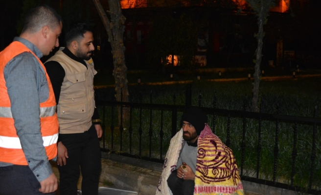 Urfa’da sokakta yaşayanlar üşümeyecek!
