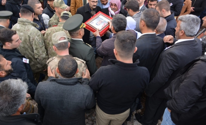 Şanlıurfalı asker son yolculuğuna uğurlandı
