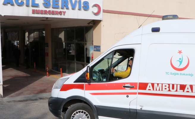 Eyyübiye'de trafik kazası! 1'i çocuk 3 yaralı