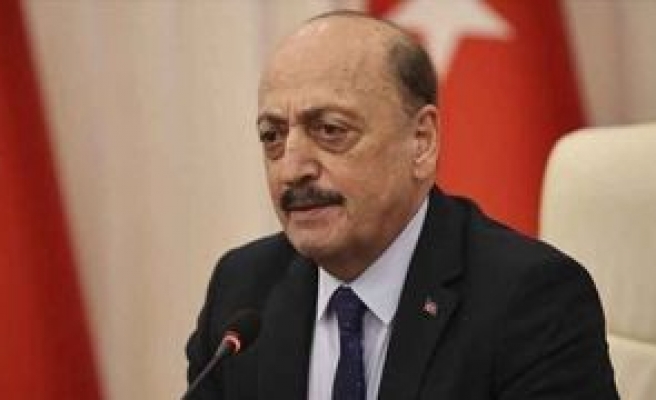 EYT’deki gecikmenin nedenini açıkladı