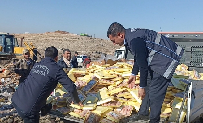 Şanlıurfa’da tarihi geçmiş tavuk ürünleri imha edildi