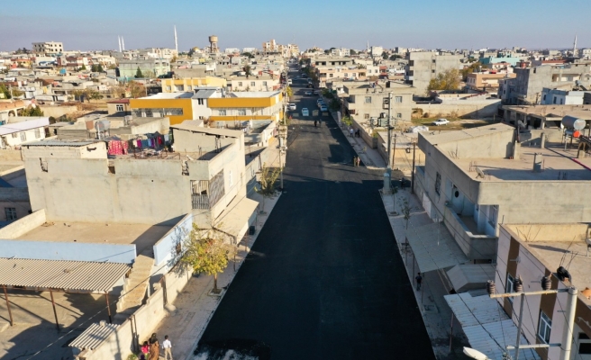 Akçakale’nin en büyük caddesi asfaltlanıyor