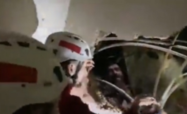 Urfa'da korkunç olay! Apartman boşluğuna düştü