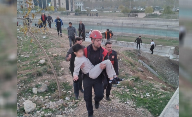 Kanala düştüğü iddia edilen çocuk kurtarıldı!