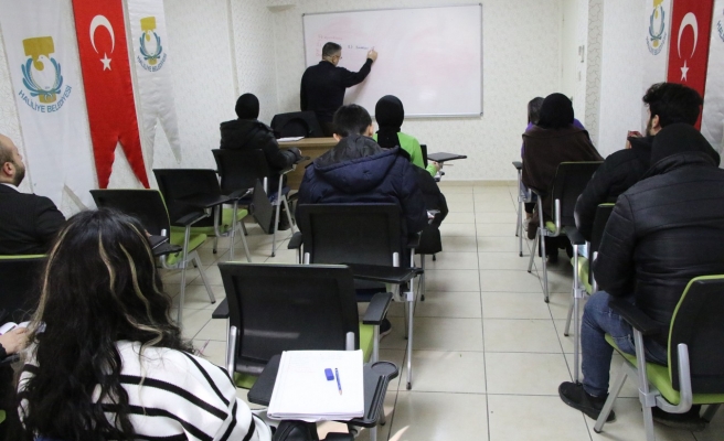 Haliliye belediyesinden gençlere bilgisayar ve İngilizce kursu