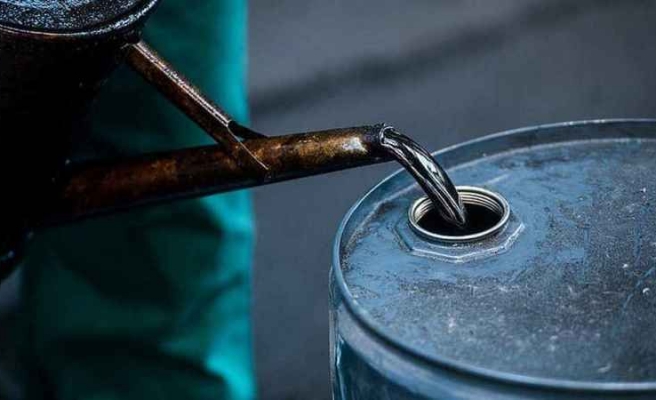 Benzinin litre fiyatına zam geldi