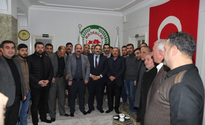 Canpolat, dernek üyeleriyle fikir alışverişinde bulundu