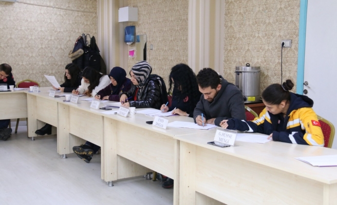 112 personellerine “Hastane Öncesi Obstetrik Aciller Eğitimi” verildi